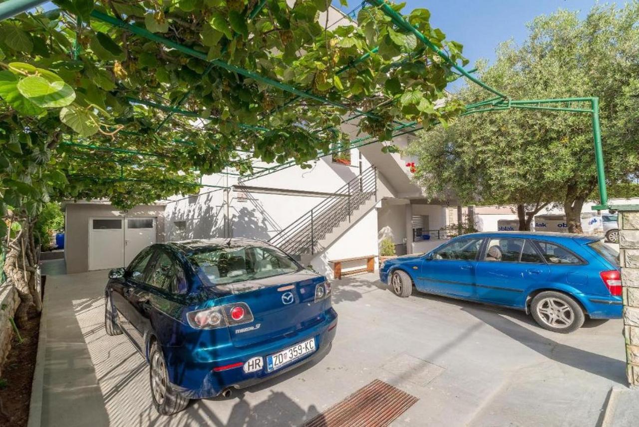Apartments Villa Odesa With Shared Pool Zadar Bagian luar foto