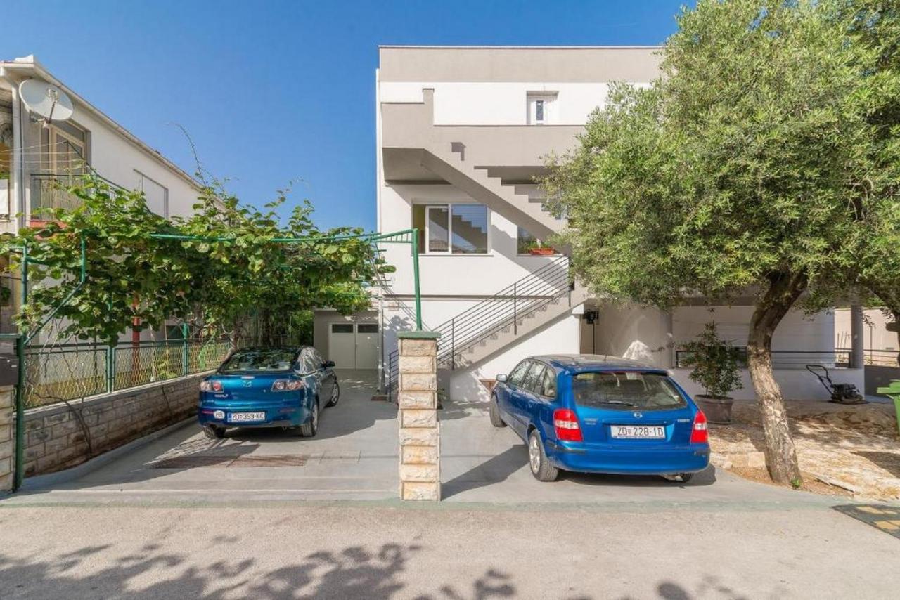 Apartments Villa Odesa With Shared Pool Zadar Bagian luar foto
