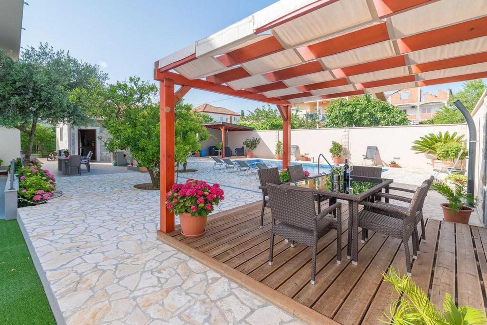 Apartments Villa Odesa With Shared Pool Zadar Ruang foto