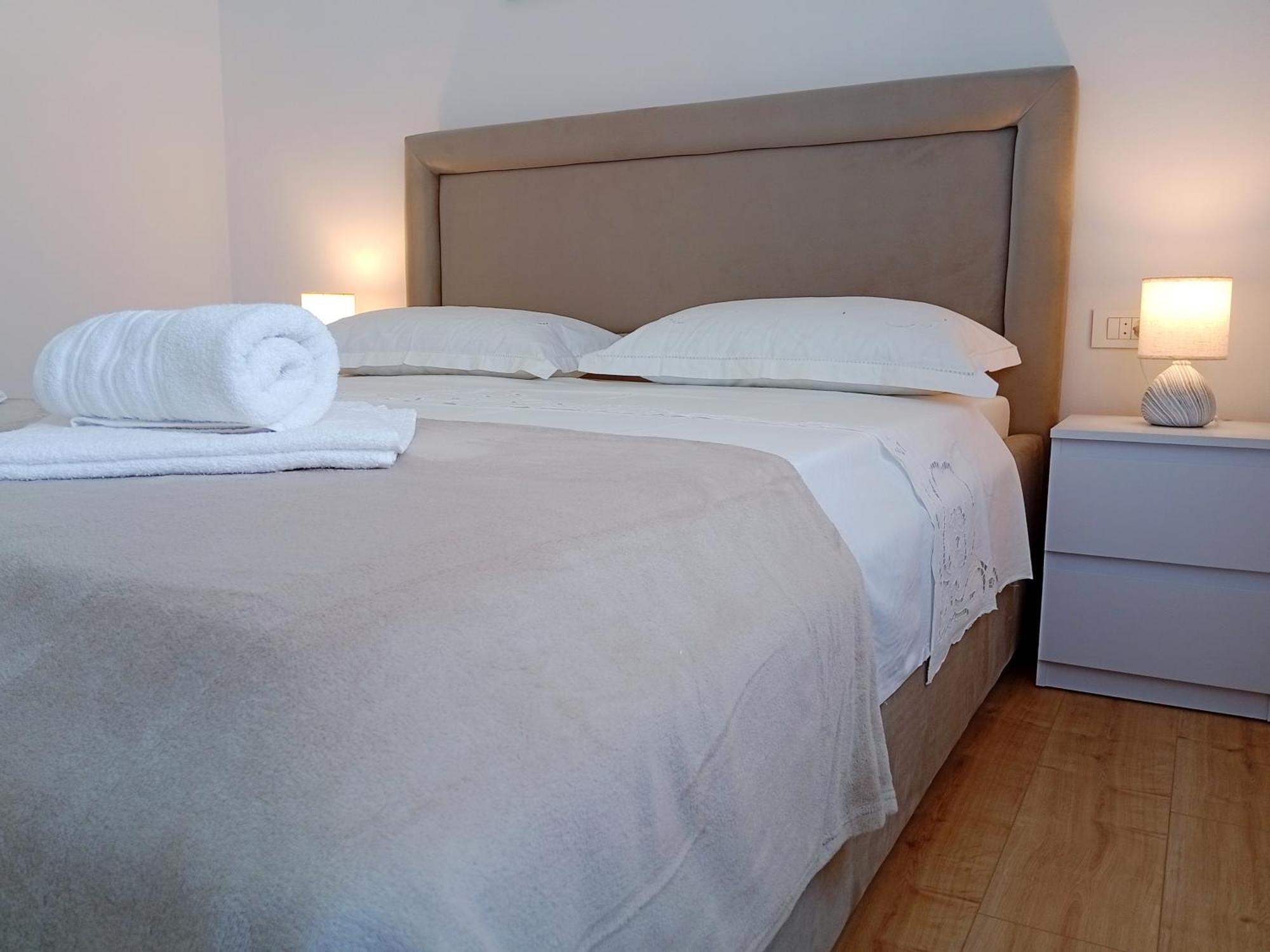 Apartments Villa Odesa With Shared Pool Zadar Bagian luar foto