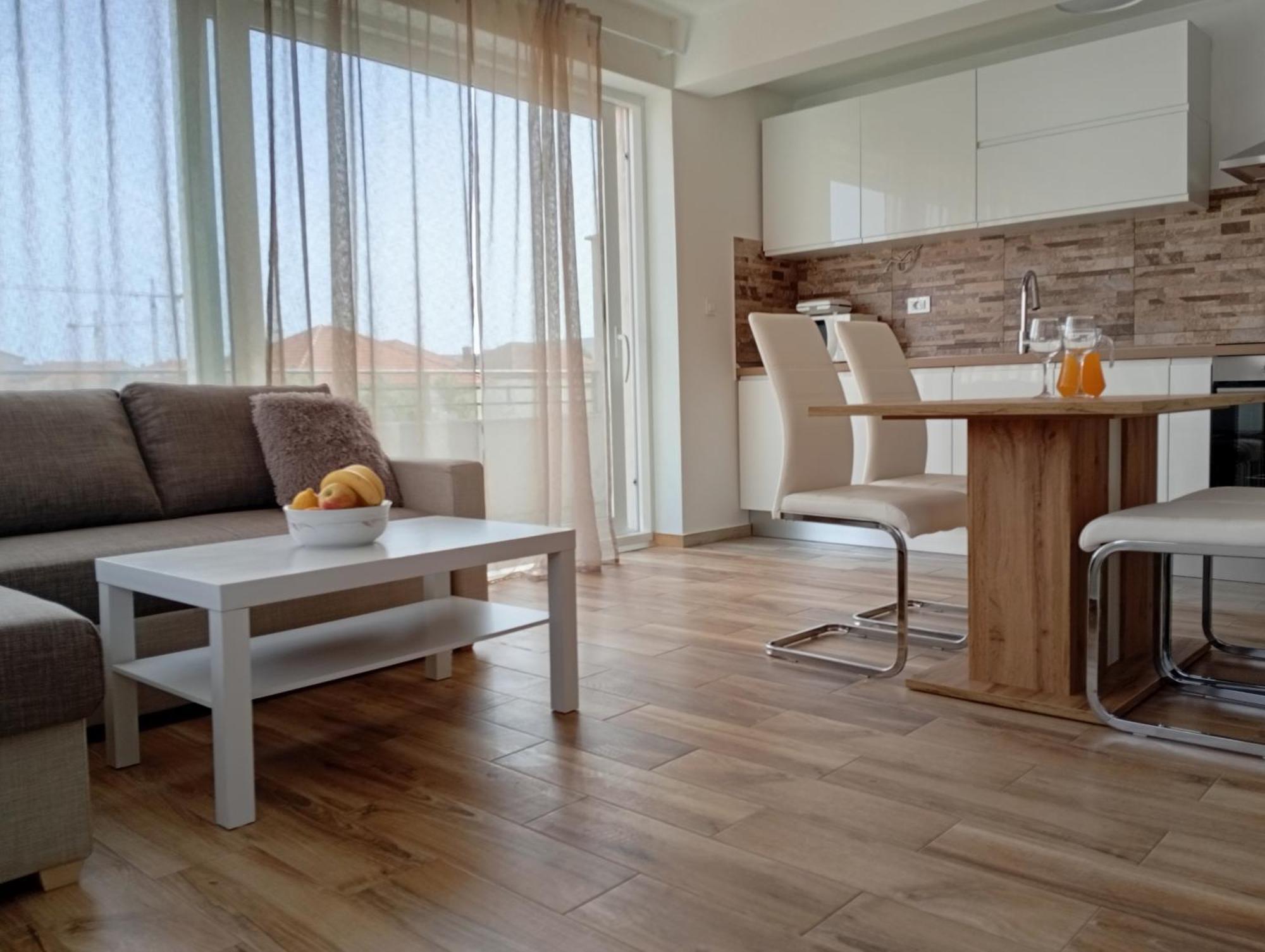 Apartments Villa Odesa With Shared Pool Zadar Bagian luar foto