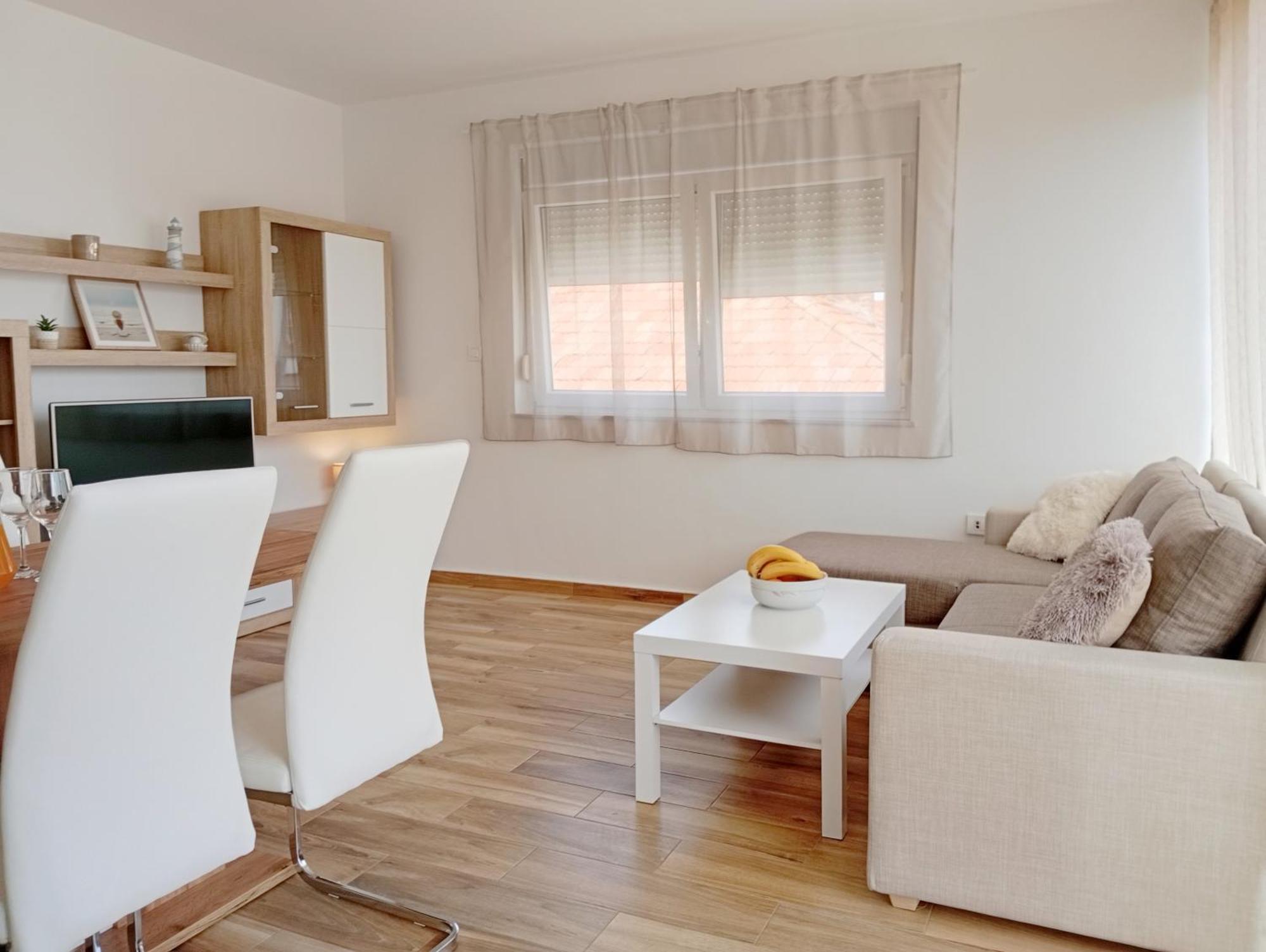 Apartments Villa Odesa With Shared Pool Zadar Bagian luar foto